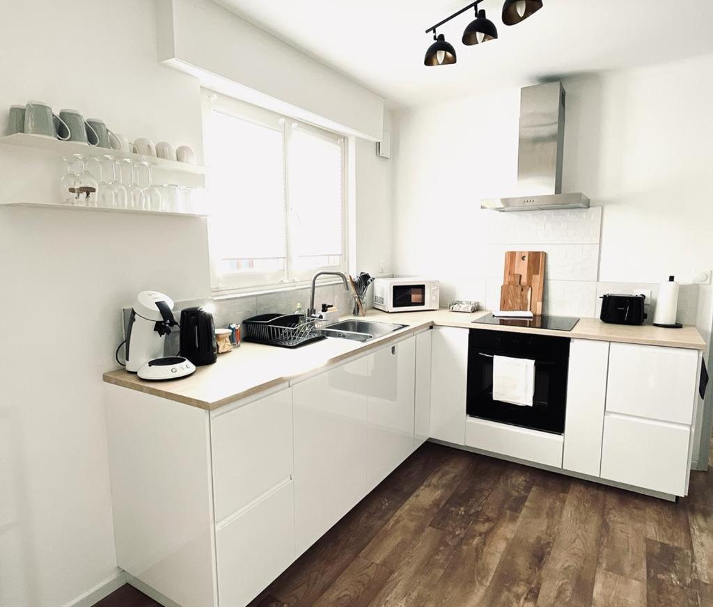 Au Perron Avec Garage Et Balcon A Ribeauville Kültér fotó